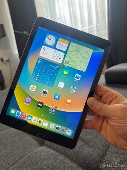 iPad 5 gen - 2