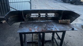 Toyota Hilux 97-05 - nárazník přední + plech pod motor - 2