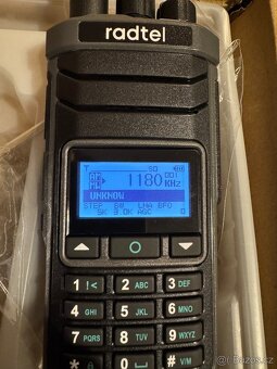 IRADIO 88 HF UHF VHF Dual Band AM USB LSB - 2