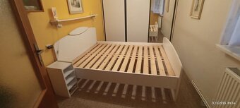 postel 160x200 s roštem + matrace - 2
