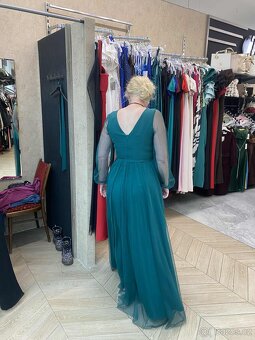 Spolecenske saty - 2