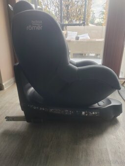 Britax Römer Dualfix M Plus 2023 - 2