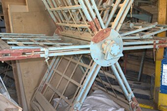 Lis na spárovku - 2