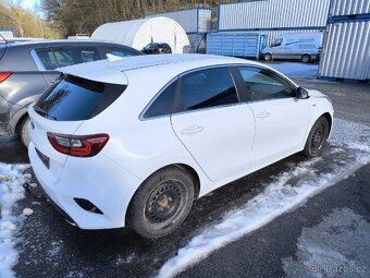 KIA CEE'D 1,6 CRDI 70 000 KM - 2