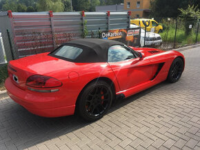 Dodge Viper - 2