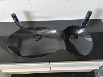 Koupelnová skříňka vč umyvadla - dvojité umyvadlo IKEA - 2