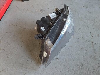 Predni svetlo BMW F25 x3 - 2
