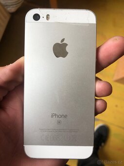 Apple iPhone SE 64 GB Silver - 2