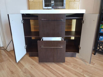Koupelnová skříňka s umyvadlem (100cm) včetně baterie - 2