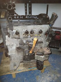 Motor AEH Škoda octavia 1.6 74kw - 2