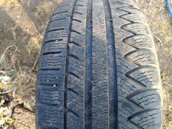 Celoroční pneu Michelin 235/55 r17 - 2