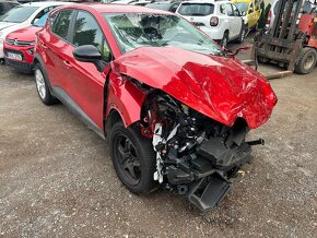 Renault Captur II  1.0 67KW Rok 2021 čr doklady - 2
