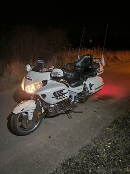Honda Goldwing GL 1800 - 2