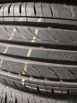 205/70R14 GUMY S BÍLÝMI PRUHY - 2