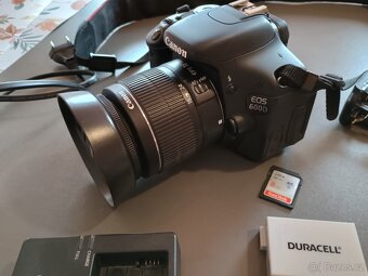 Canon EOS 600D - 18-55 DC III + příslušenství - 2