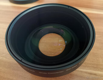 0.8x wide lens Nikon WC-E80 + UR-E8 - 2