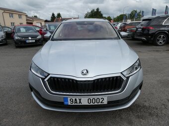 Škoda Octavia 2i0 TDI 85kW Ambition Combi - 2