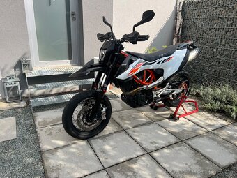KTM 690 SMC R 2019 nová v ČR - 2