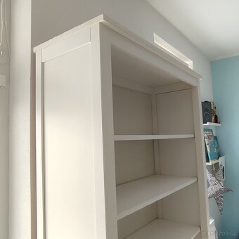Prodám knihovnu Hemnes, IKEA - 2