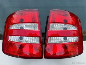 Škoda Fabia 1 kombi - zadní světla - 2