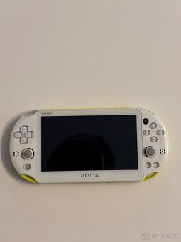 PlayStation vita PCH-2000 - 2