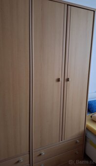 šatní stěna - 2