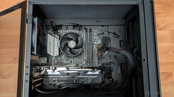 Herní počítač 6jádrový Ryzen 5 / 16 GB RAM / RX 570 8GB - 2