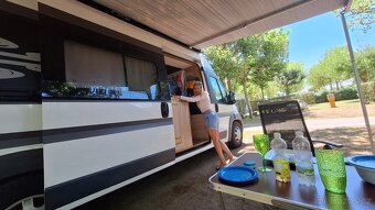 Obytný automobil, karavan, vestavba r.2017 - 2