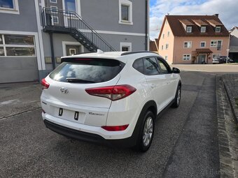 HYUNDAI TUCSON 1.6 GDI 97 kW, r.v. 2015, 96000 km - 2