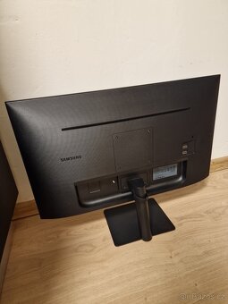 27" Samsung Smart Monitor M5 - 2