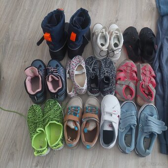 Oblečení holčička 120 až 128 - 2