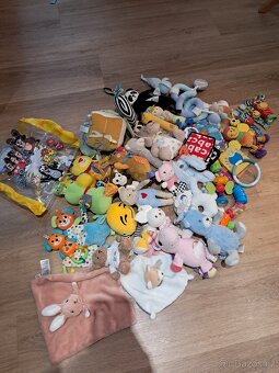 Hračky pro miminka - 2