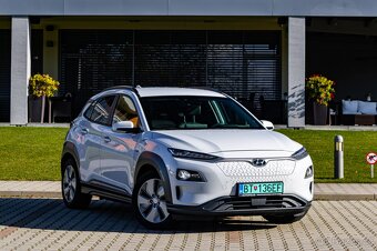 Hyundai Kona Electric+ 150kW / TOP STAV / KRELL AUDIO / - 2