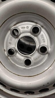 Prodám zimní pneu Vanco Winter2 205/60 r16 C z VW T5 - 2