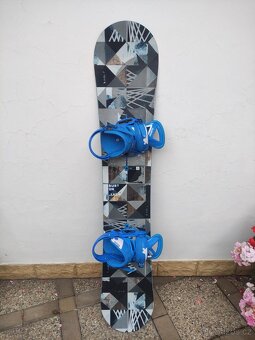 Snowboard Burton Clash 158cm + vázání Burton Custom - 2