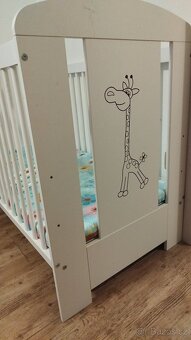 Dětská postýlka s matrací - 2