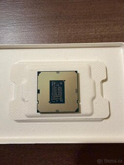 intel core i3 10100 (+ větrák + pasta) - 2