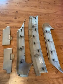 Kryty rámu okna interiér MG F - 2