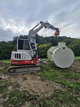 TAKEUCHI TB 257 FR 360° TILTROTATOR - 2