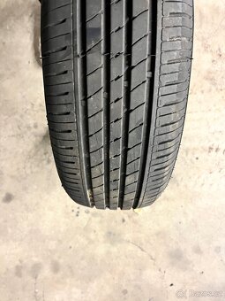 Letní pneu 185/60 R 14 - 2
