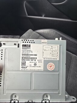 Navigace passat b6 - 2