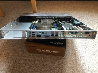 Supermicro U1 server - 2