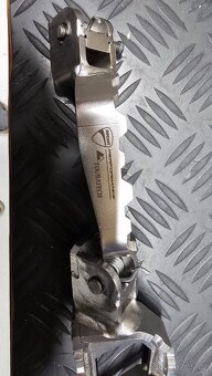 Stupačky Ducati Touratech - 2