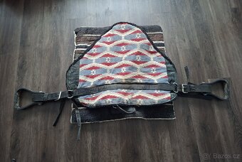 Jezdecký pad s třmeny - 2