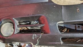 Chrysler 300C nárazník - 2