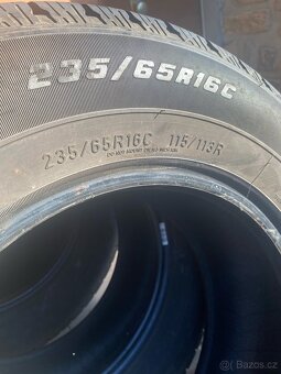 Zimní pneu goodyear 235/65R16C - 2
