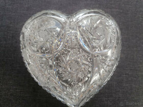 Krabička z broušeného skla, tvar srdce, 12,5 cm - 2