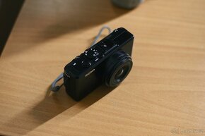 Sigma DP1 Foveon 3 Fotoaparat, Kamera - 2