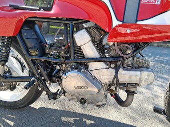 DUCATI závodní speciál - 2