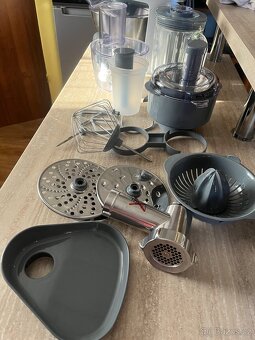 Kuchyňský robot Kenwood - 2